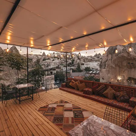 Sierra Cave Cappadocia 格雷梅